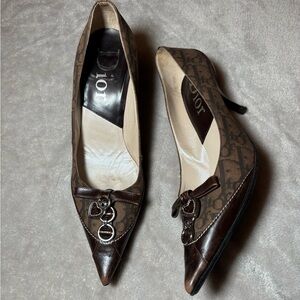Christian Dior Vintage 2006 Romantique Trotter Heart Charm Heels